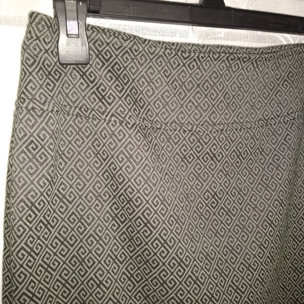 89th & Madison Pencil Skirt - Picture 5 of 5